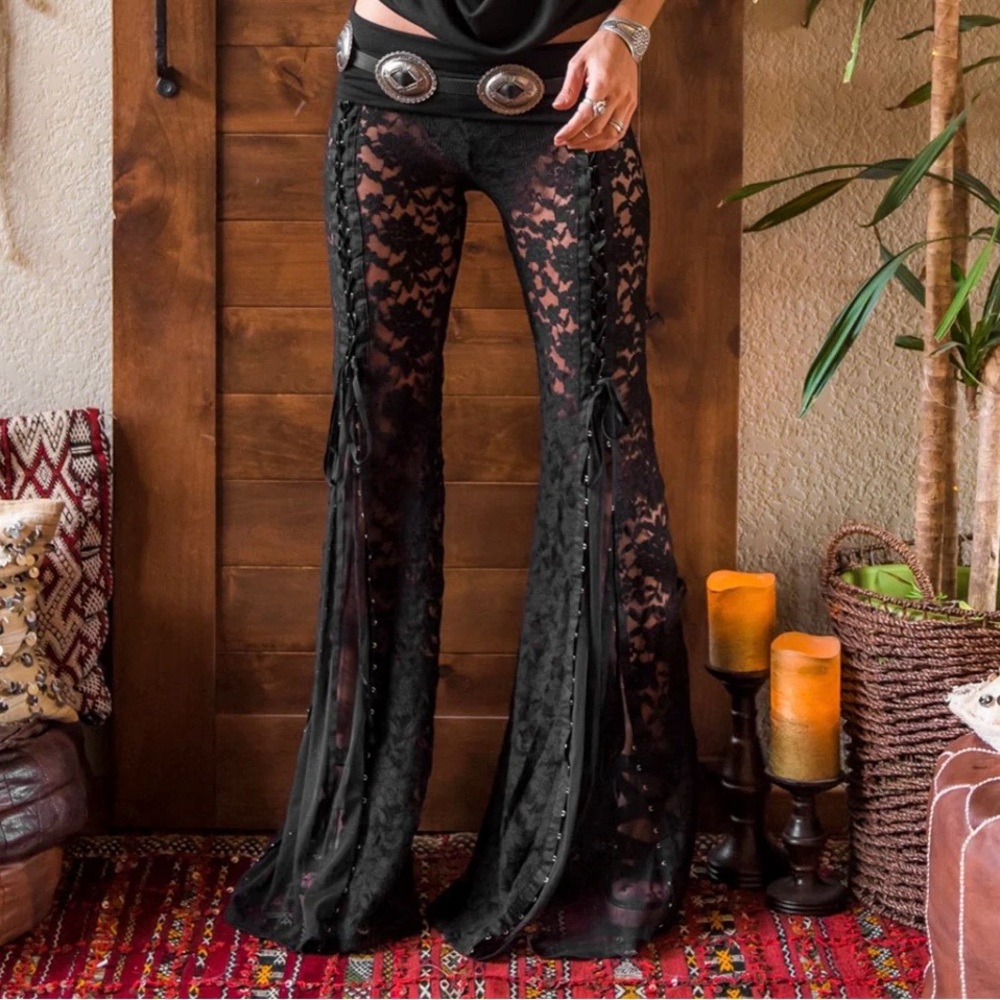 NWT Temple Ro Hendrix pant sheer lace bells size large with stretch